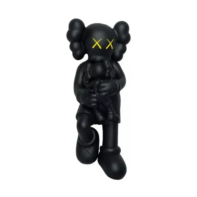 BLACK SINGAPORE HOLIDAY COMPANION