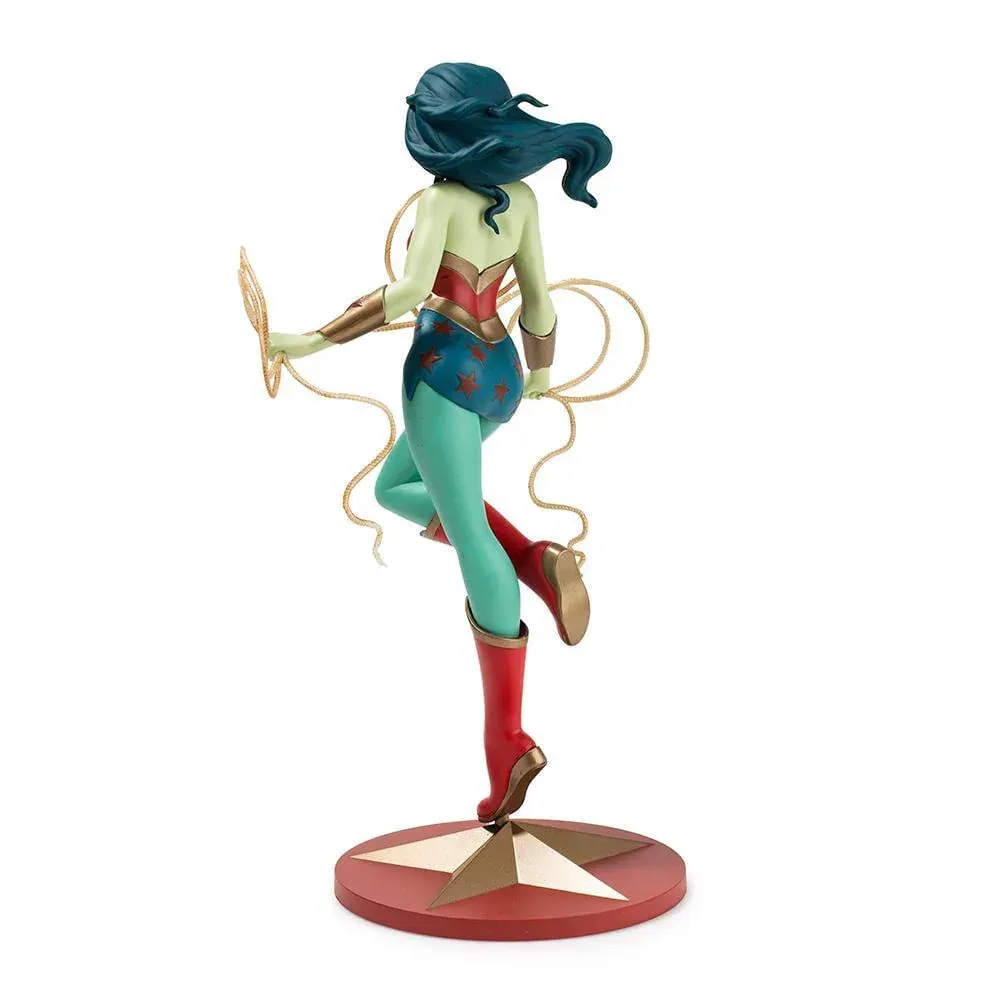 ФИГУРА TARA MCPHERSON WONDER WOMAN LIMITED EDITION 27 СМ - 3