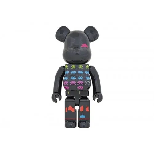 SPACE INVADERS 1000％